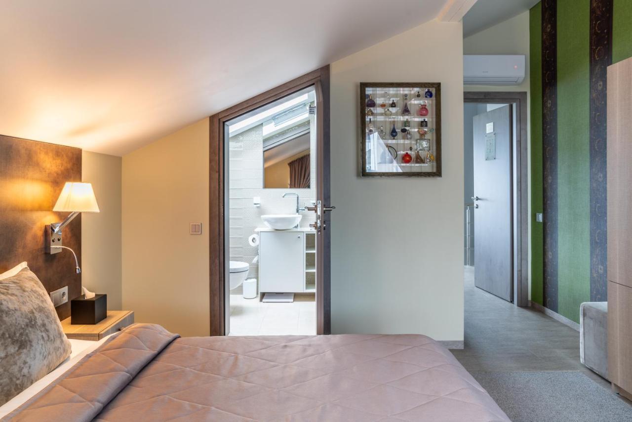Lavender Inn Guest House Viesvenai Екстер'єр фото