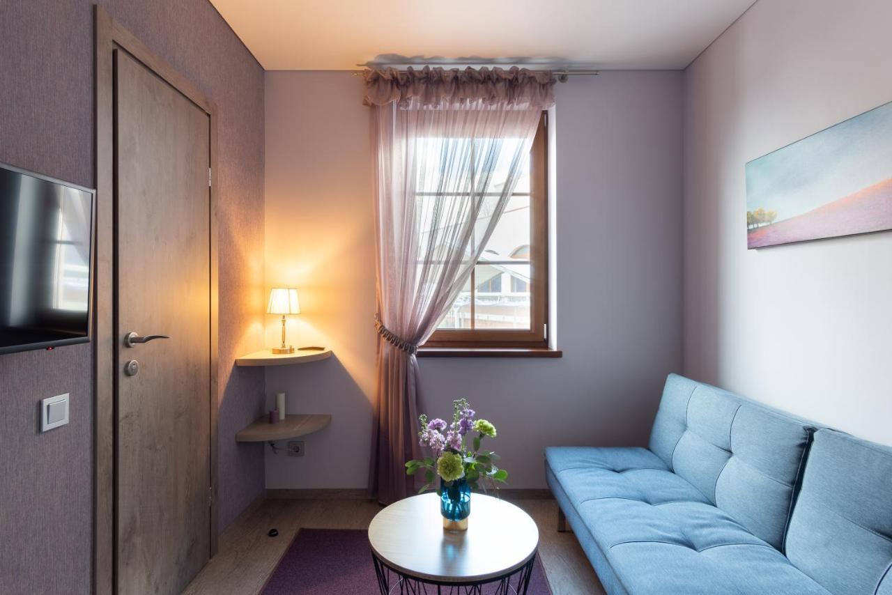 Lavender Inn Guest House Viesvenai Екстер'єр фото