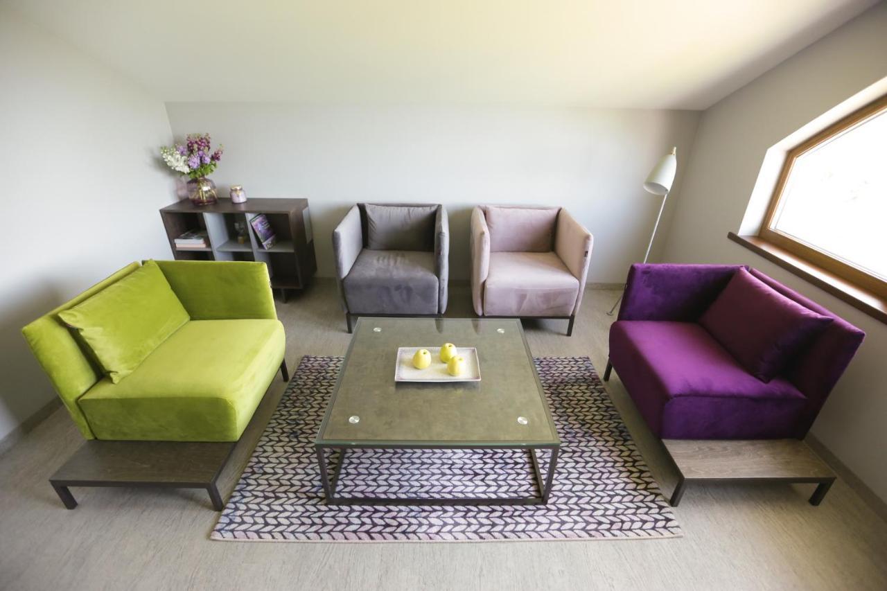 Lavender Inn Guest House Viesvenai Екстер'єр фото